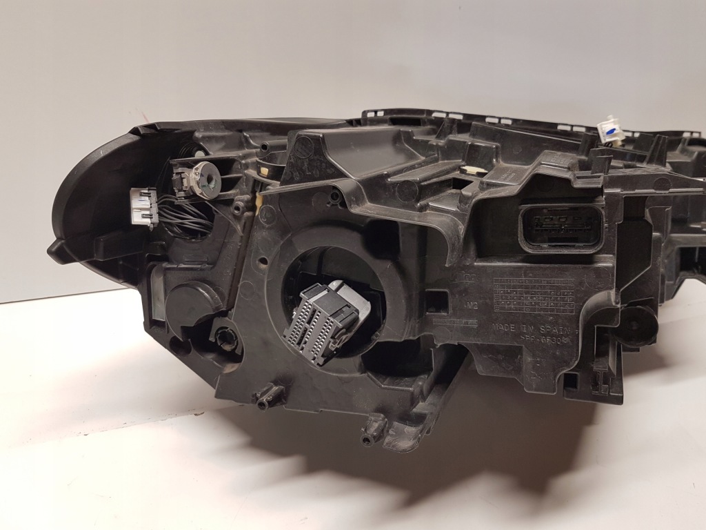 Фара передня ліва bmw x1 f48 lci full led 5a01171 Зі Шроту