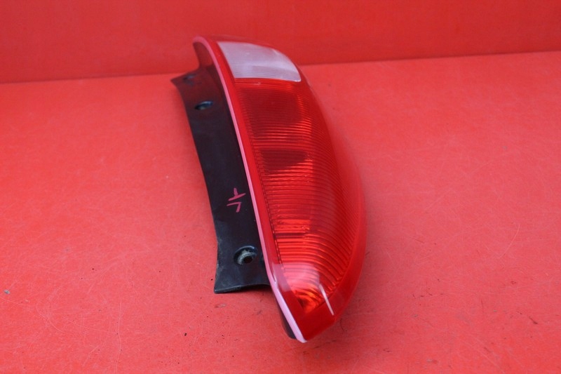 фото №12, Лампа левая задняя задняя mr957373 mitsubishi colt 6 vi z30 5d 02-12