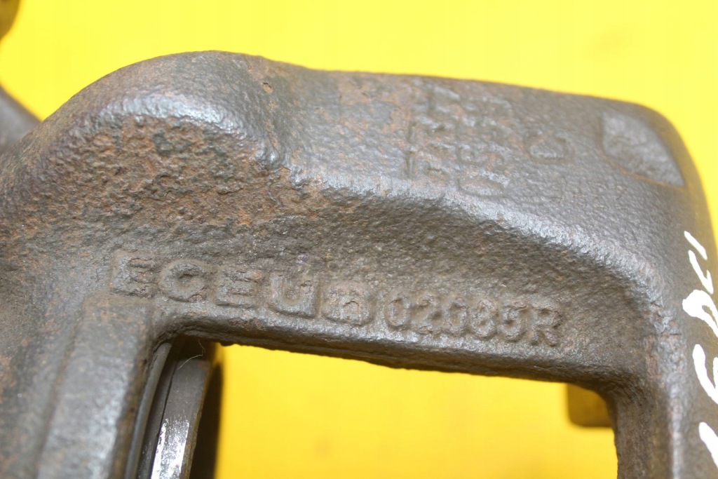 Суппорт тормозной левый перед fiat talento opel vivaro iii 02085r 0539c Киев