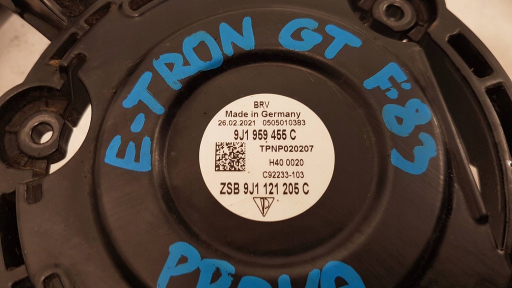 фото №6, Porsche taycan audi e-tron gt 9j1 корпус вентилятора правая 9j1959455c