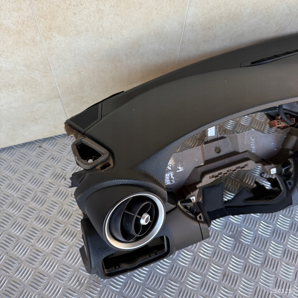 фото №6, Панель приладів комплектна подушка безпеки консоль ремені панель приладів alfa romeo giulia 2019 rok