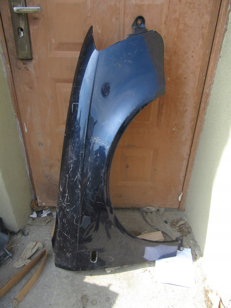 фото №1, Audi a4 b7 крила правий перед