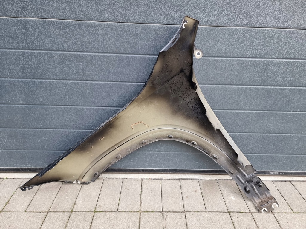 фото №8, Mercedes eqb a243 x243 крыло правый перед передний a2438810200