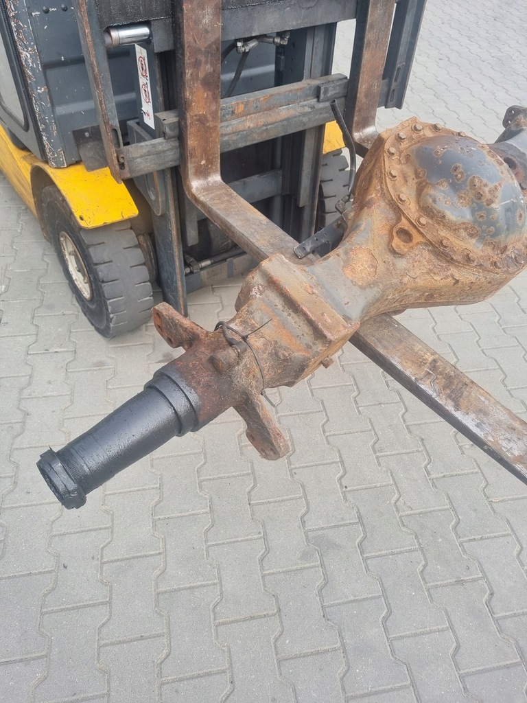 фото №4, Корпус вкладыш головка мост балка моста oś задняя renault midlum dci 180 r 17.5