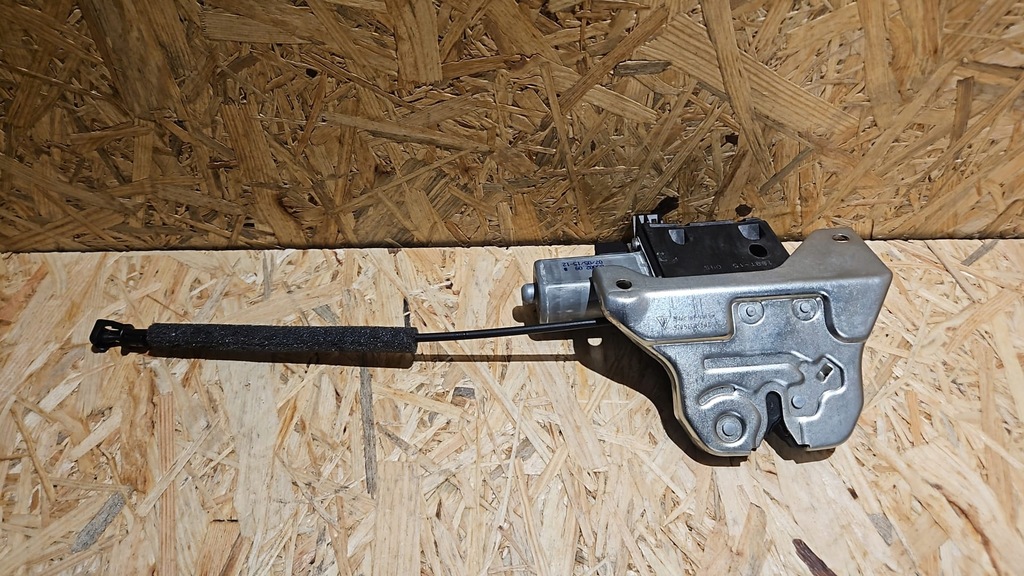 фото №1, Porsche panamera 970 замок кришки задня задній оригінальний номер 97051205303