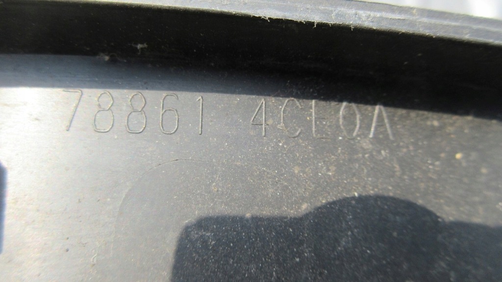 фото №7, Nissan x-trail молдинг крыла левый задняя