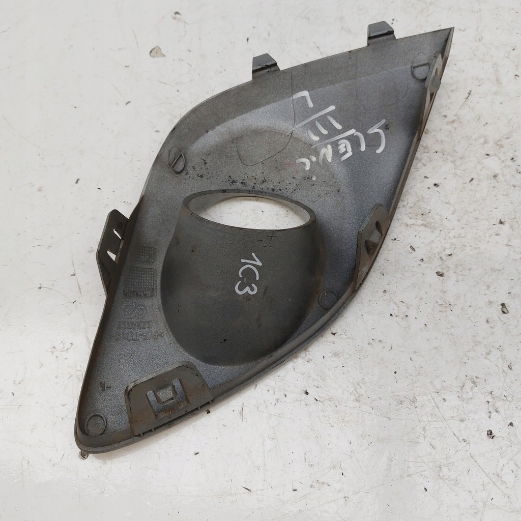 фото №8, Renault scenic 3 iii решітка заглушка протитуманна фара ліва 261570001p