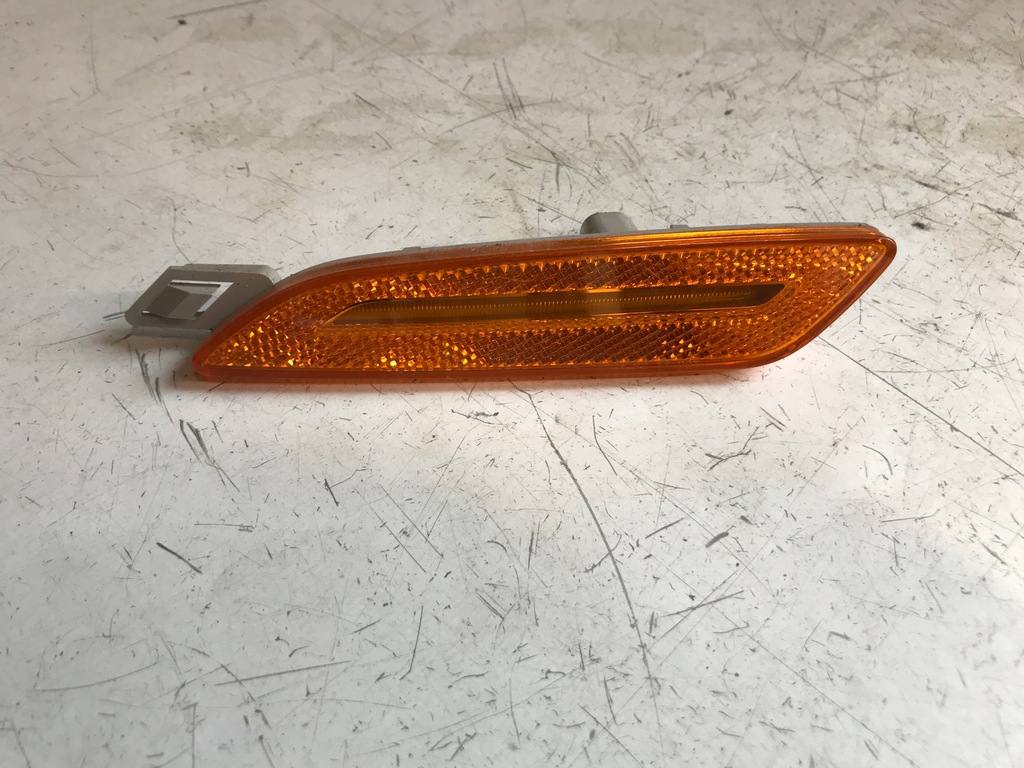 фото №1, Cayenne 7p5 відбивач поворотник led лівий