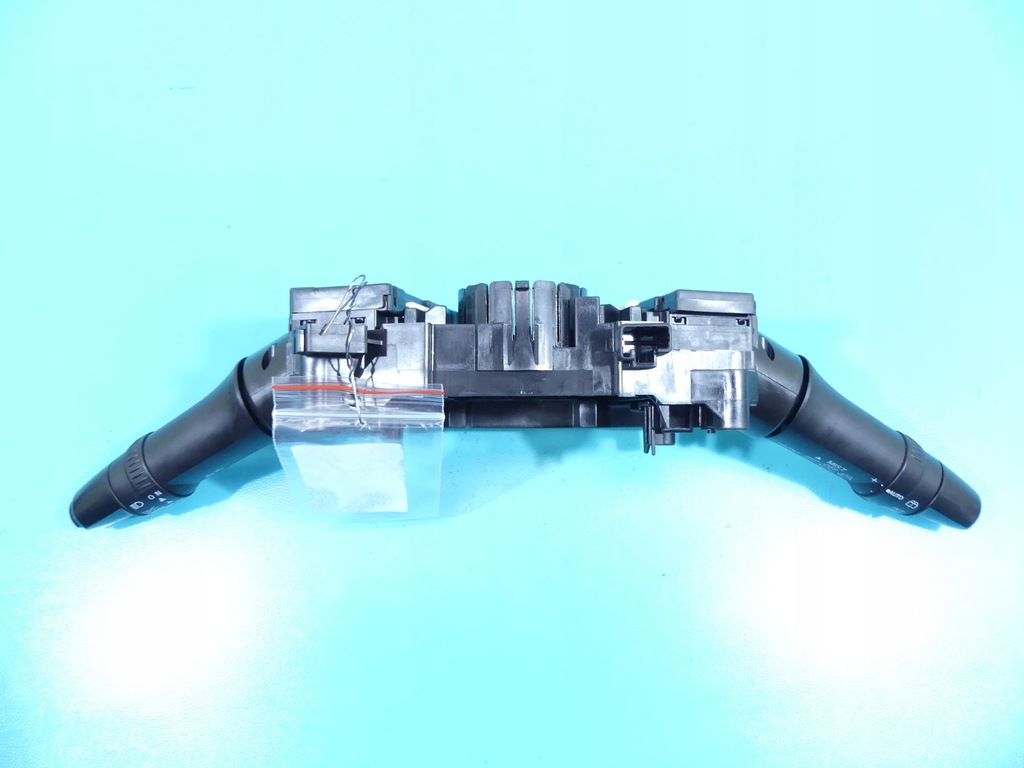 фото №10, Перемикач комбінований outlander iii 12- 8617a013