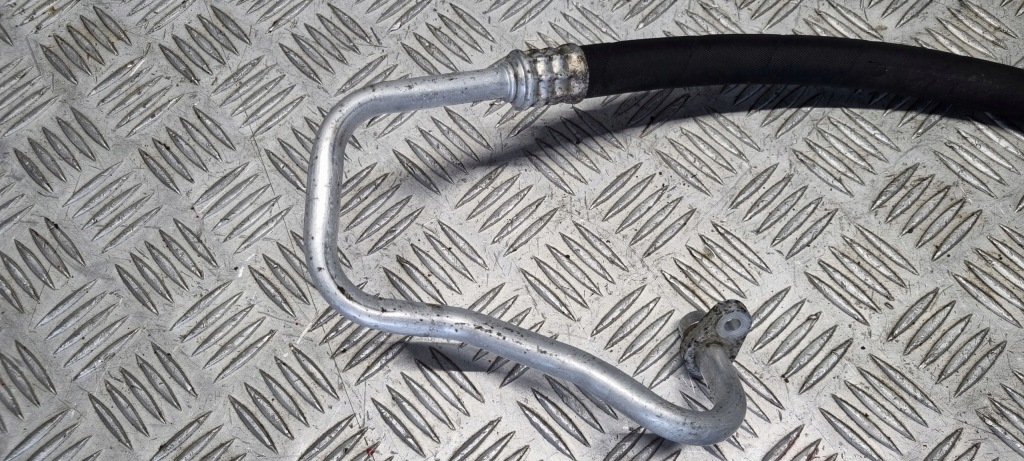 Renault master iii рестайлинг  шланг труба пабтрубок  кондиционера 924905136r Оригинал