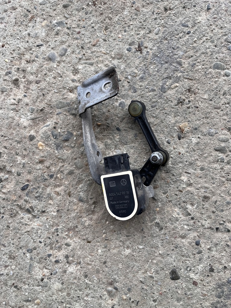 фото №1, Mercedes gle ml w166 датчик вирівнювання