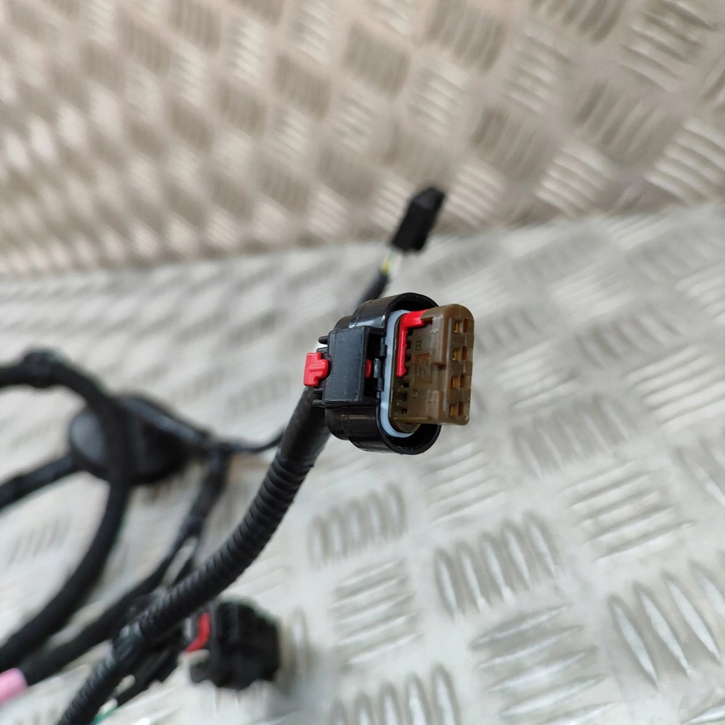 фото №6, Tesla model 3 2023 жгут трубопровод дверь задних