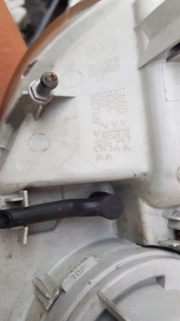 фото №12, Kia rio i лампа левая перед