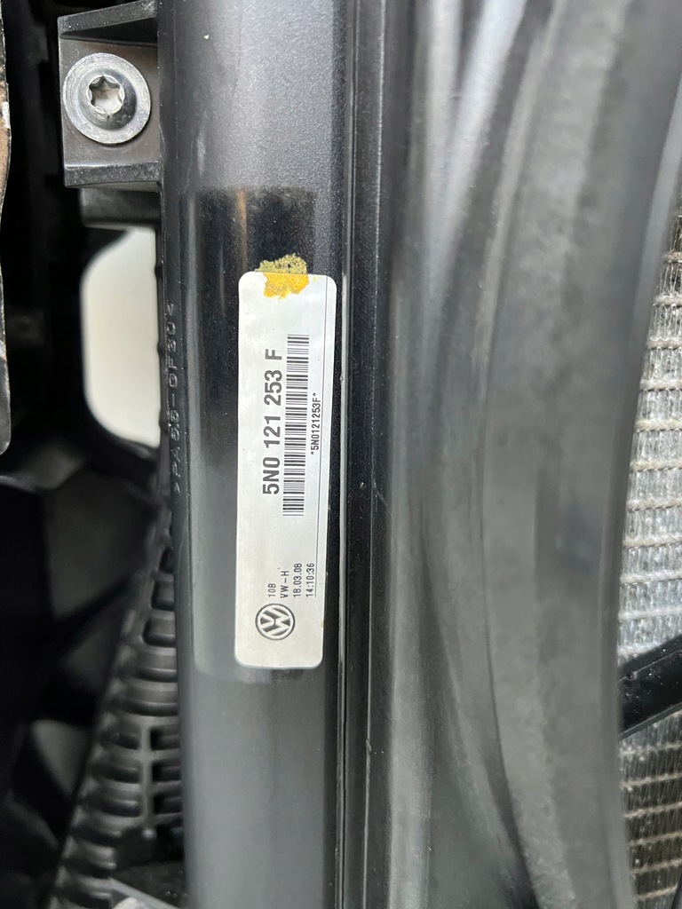 фото №13, Pas передній радіатор vw volkswagen tiguan 5n0