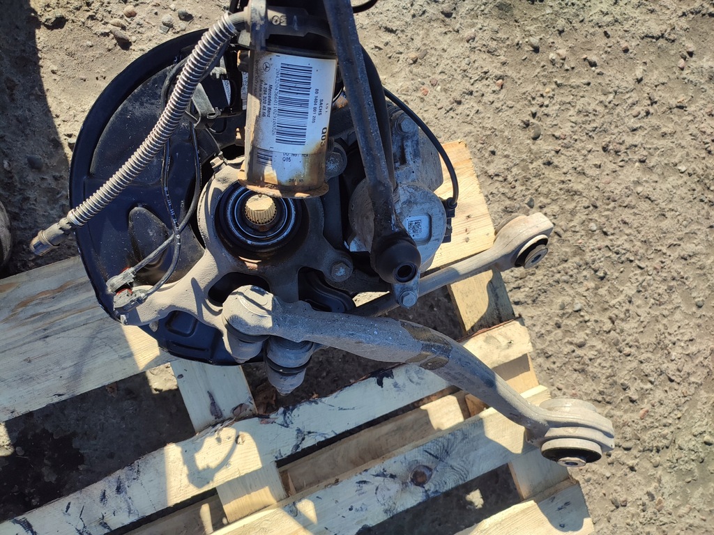 фото №5, Mercedes w204 правая передняя поворотный кулак рычаг амортизатор 4matic