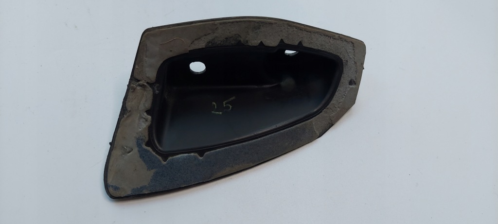 фото №1, Tesla s кронштейн заднего диффузор 1082916-00-a