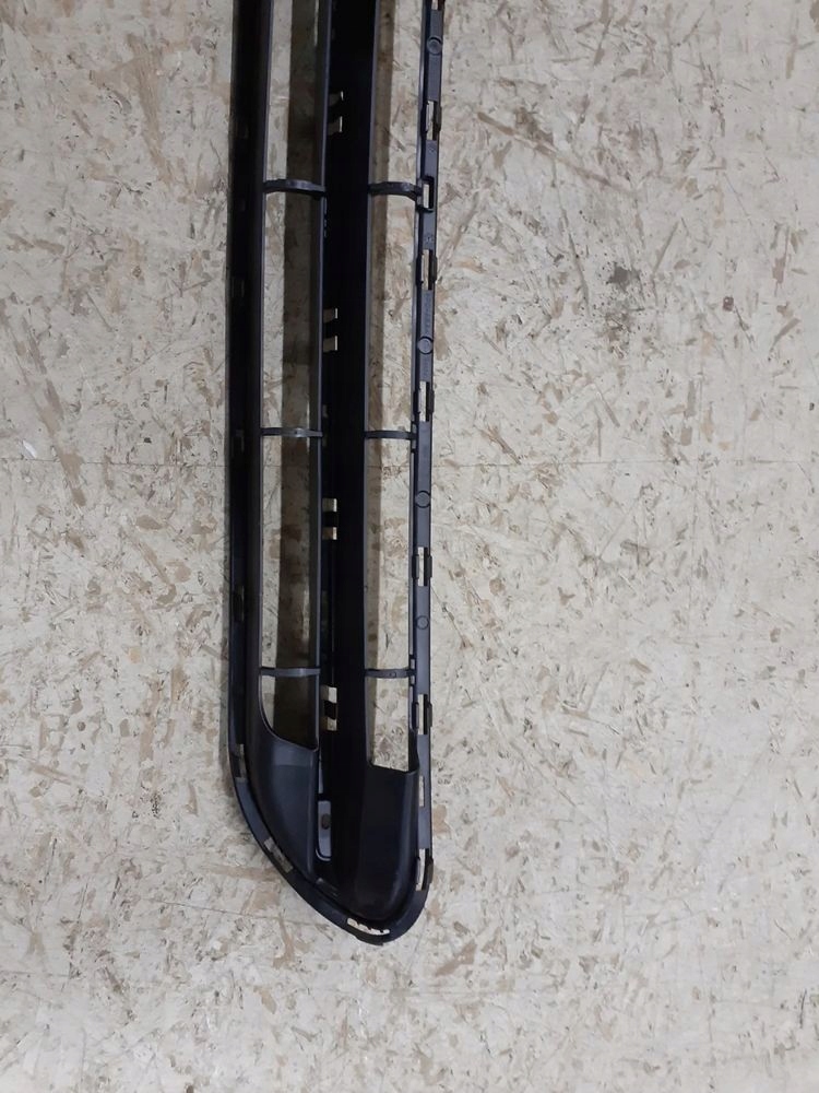 Решётка бампера средняя fiat 500l 735650514 Недорого