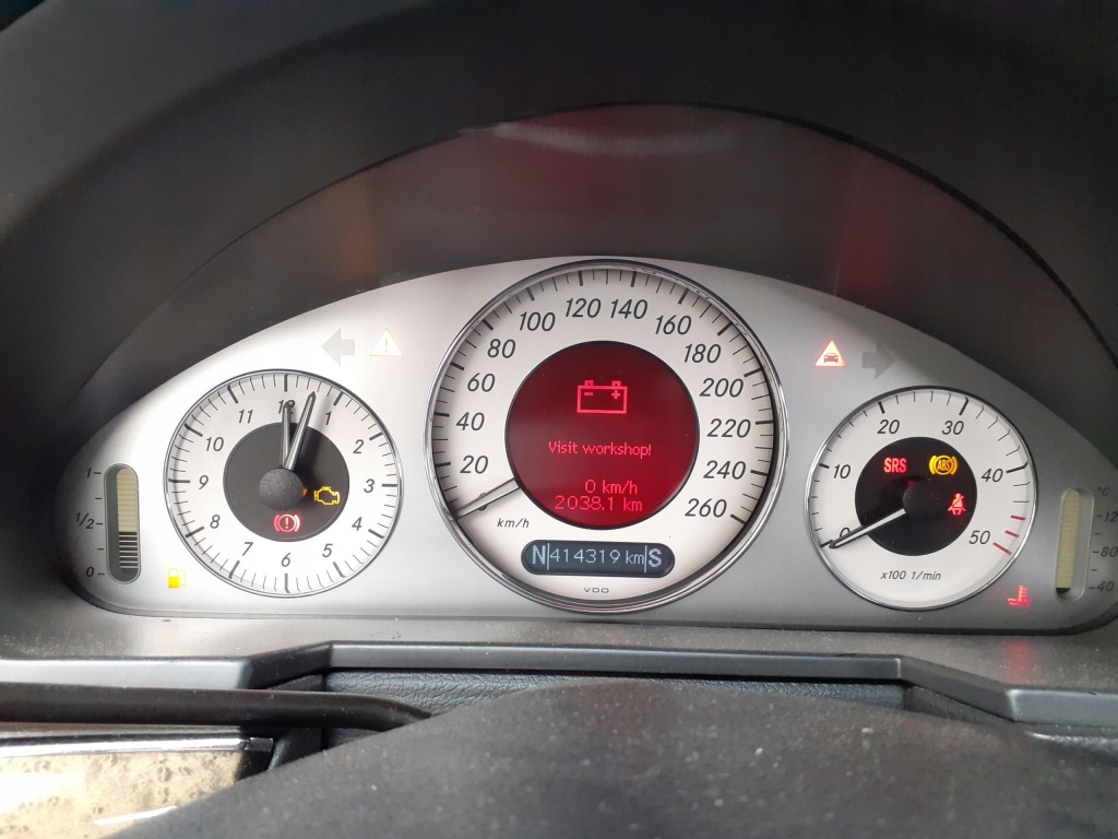 Панель mercedes 211 e 320 t cdi 2115402548 Цена