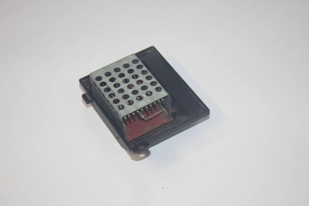 фото №8, Mercedes-benz vito viano w639 2007 резистори вентилятор