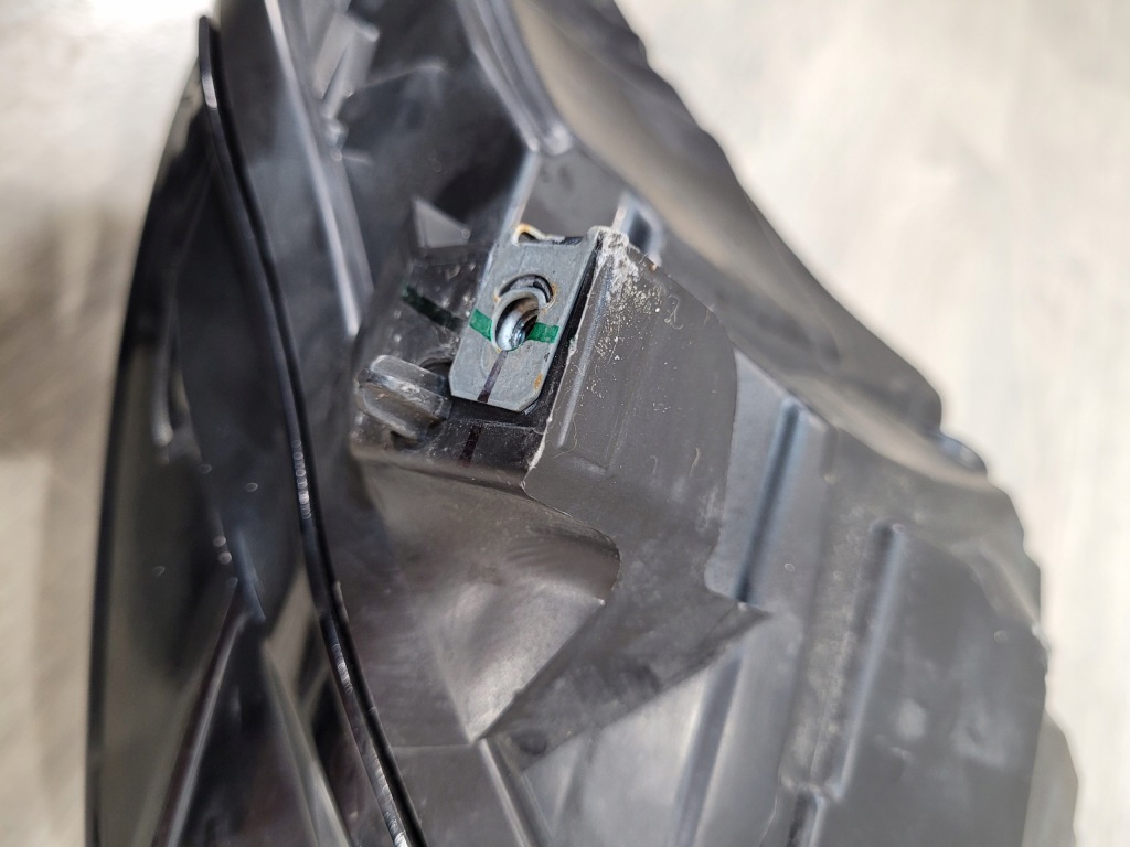 Tesla model y 3 рестайлинг  2021 фара led левый перед в Украине