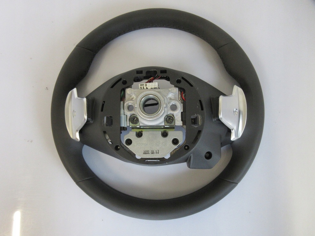 фото №8, Kia niro ii 1.6 hev 2022- воздуховод кожа оригинал