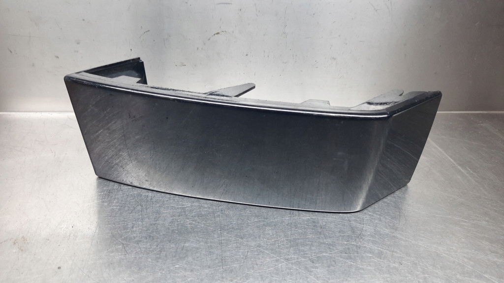 фото №1, Молдинг pod фара правая задняя volvo xc90 30698134