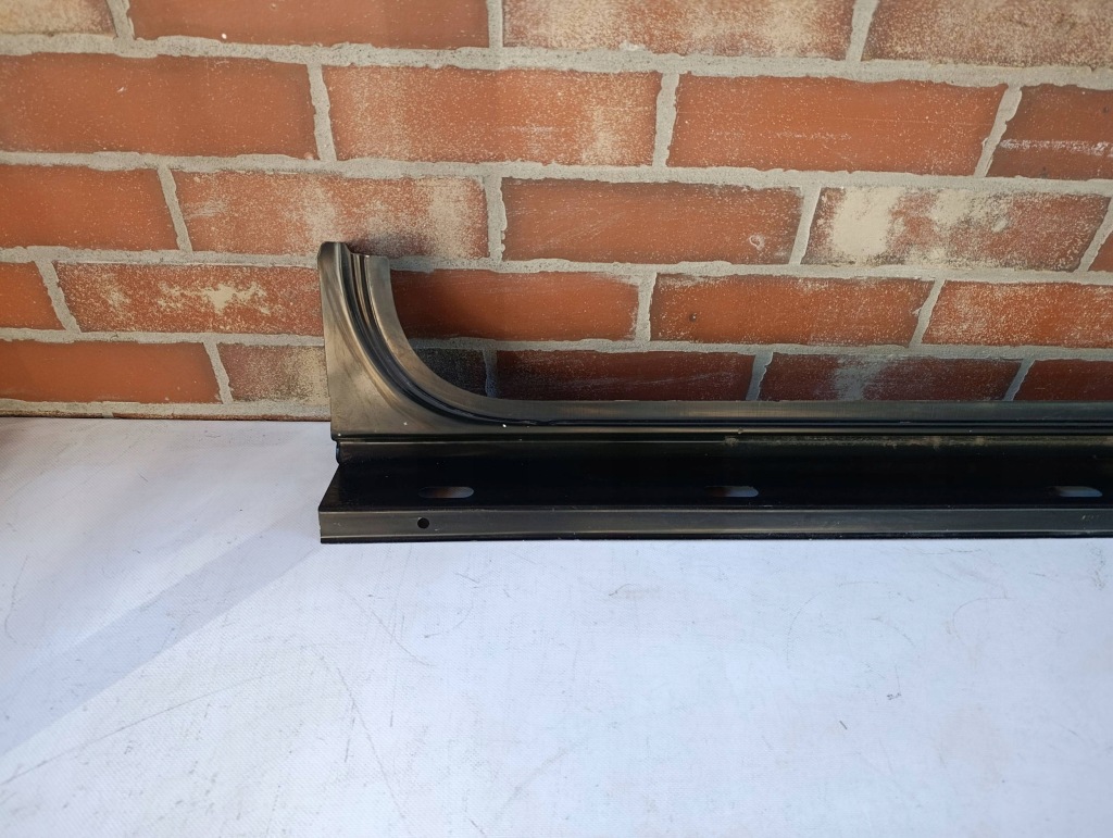 фото №6, Поріг обшивка праве двері зсувні vw crafter 2 ii 7c0 2017- 7c0810048