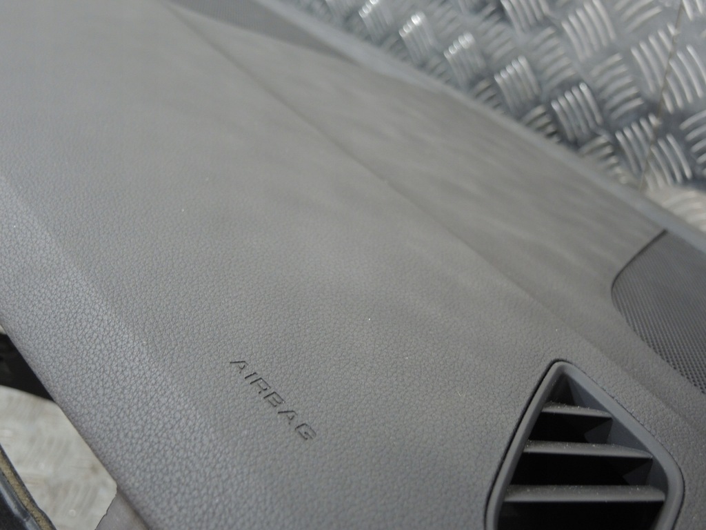 фото №7, Консоль приборная панель подушка подушка безопасности audi a4 b9 8w a5 8w оригинал