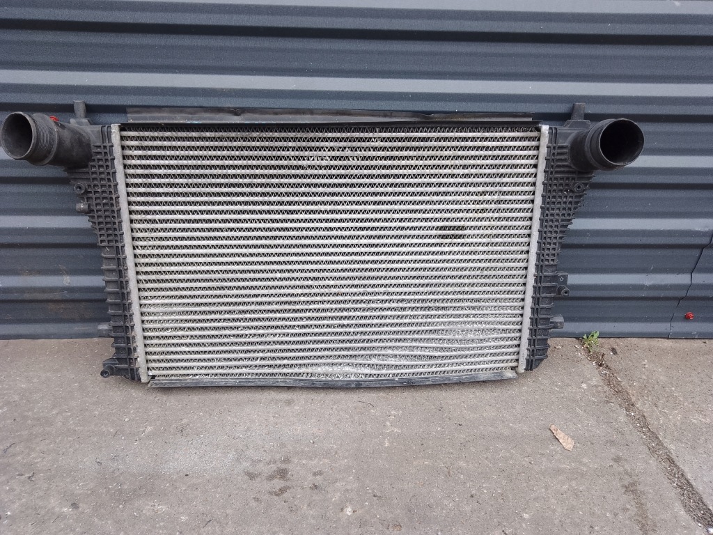 фото №1, Радиатор воды audi vw 1k0145803af