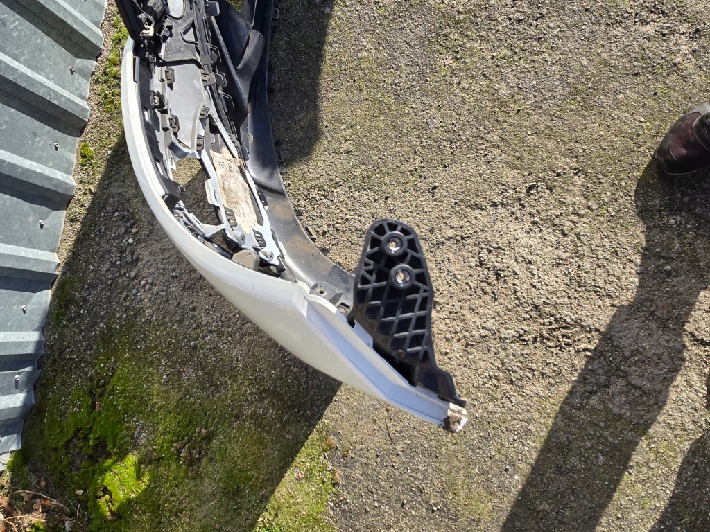 фото №8, Бампер перед передний mercedes eqs v297 amg