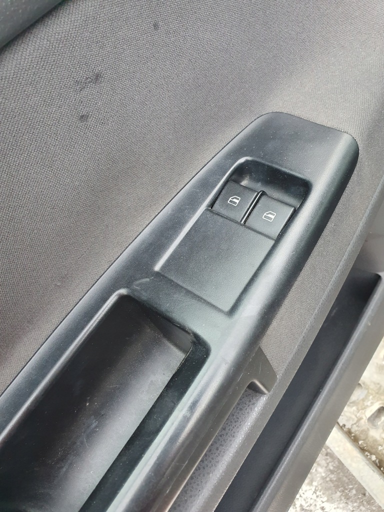 Важіль гальма стояночного ручного vw polo 9n iv l041 панель фари 3d Київ