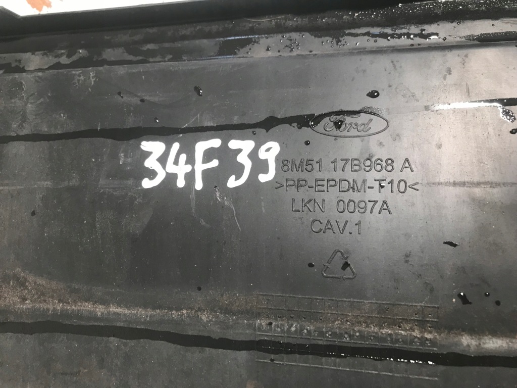 Решётка бампера перед ford focus mk2 рестайлинг  07-11 8m5117b968a Киев