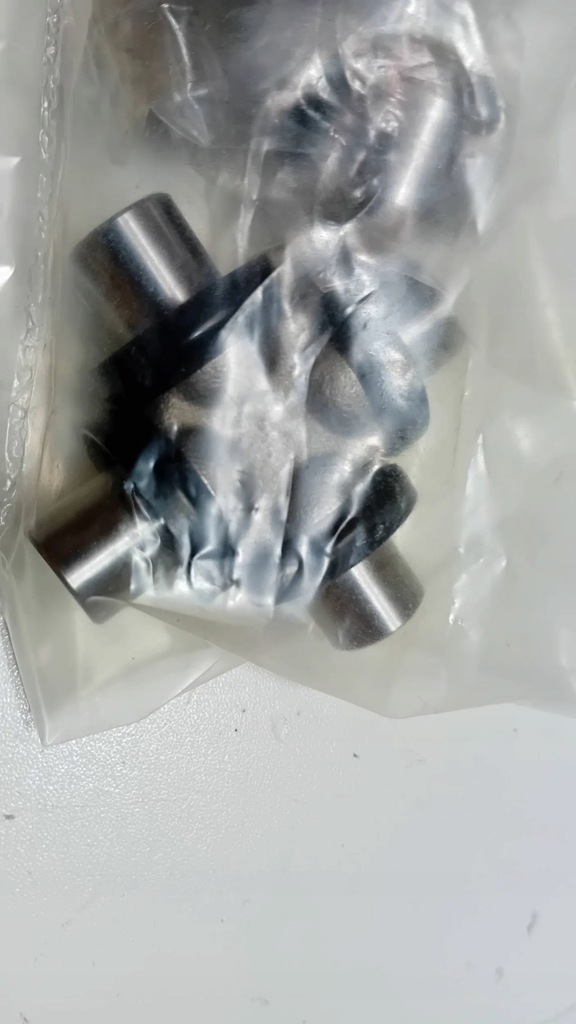 фото №7, Suzuki grand vitara ii 15 хрестовина вала привідного