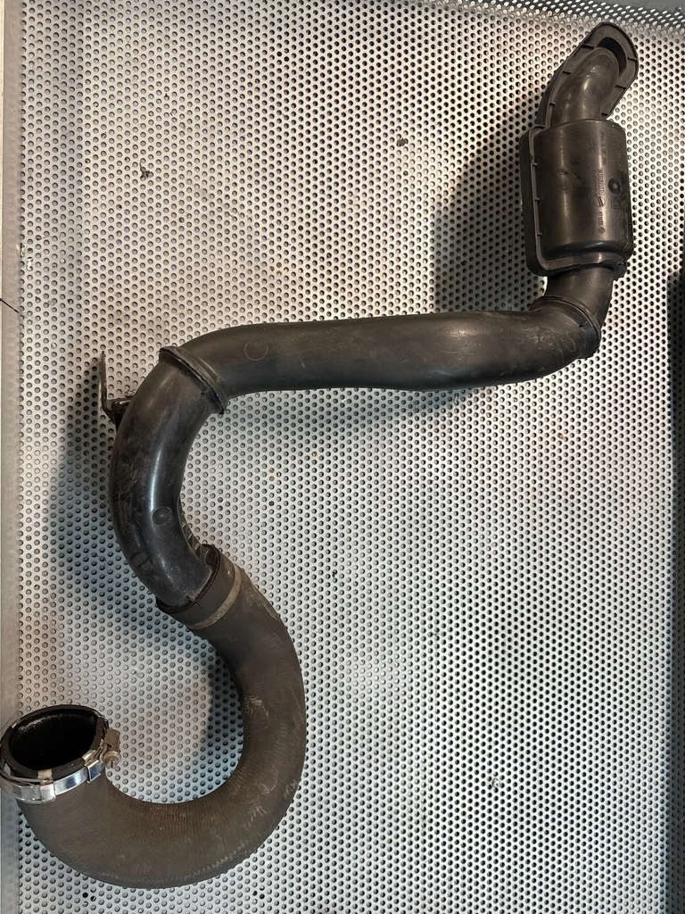 фото №1, Шланг труба интеркулер renault trafic 2.0 8200760909