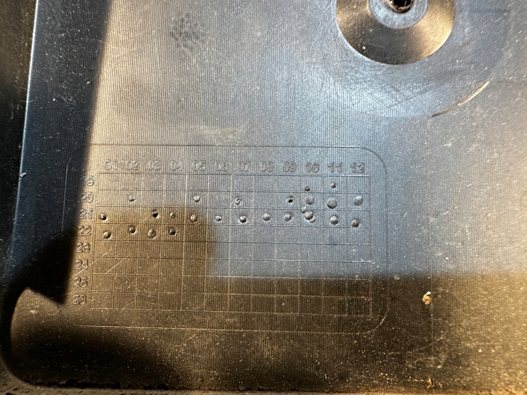 фото №14, Citroen ds4 ii 2021- решётка бампера средняя перед передняя 9834470080