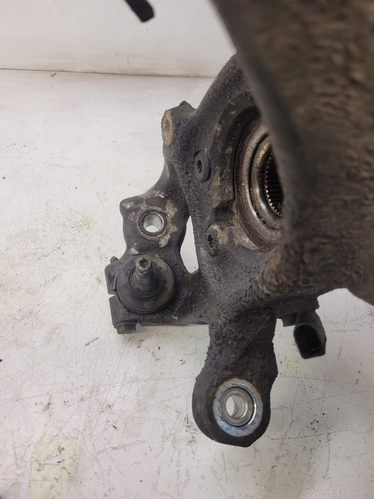 фото №8, Поворотный кулак левый перед audi a4 a5 a6 a7 8k0407257g