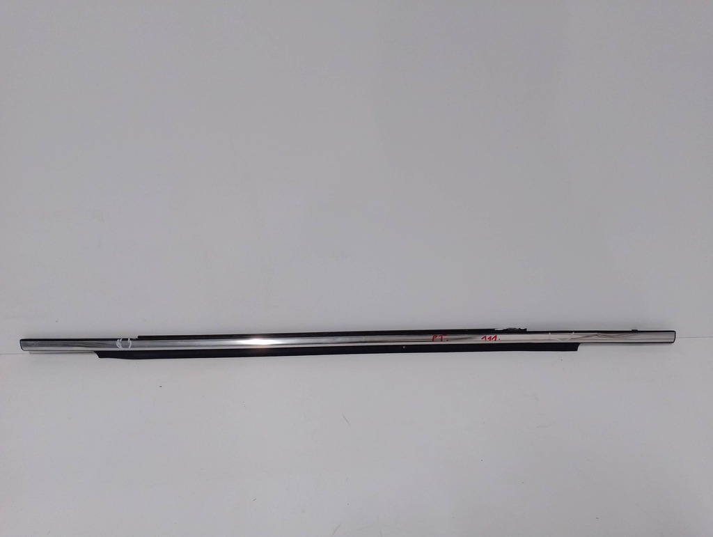 фото №1, Mitsubishi asx i молдинг уплотнитель дверь правый задняя хром