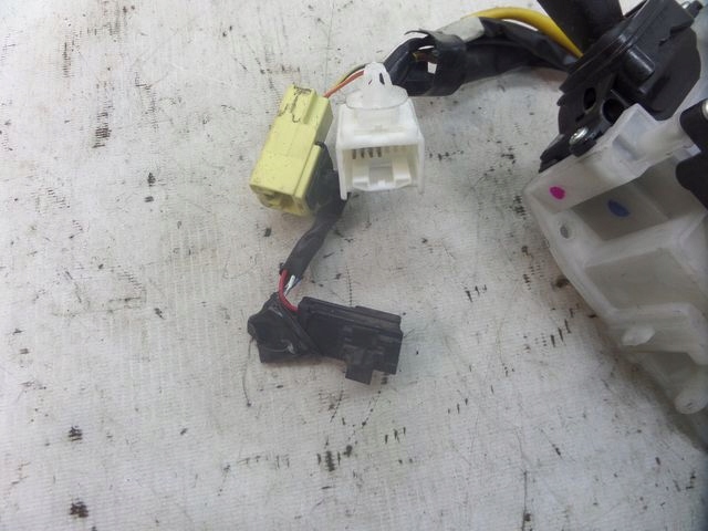 фото №4, Subaru forester iii переключатель комбинированный лента 27546ag010