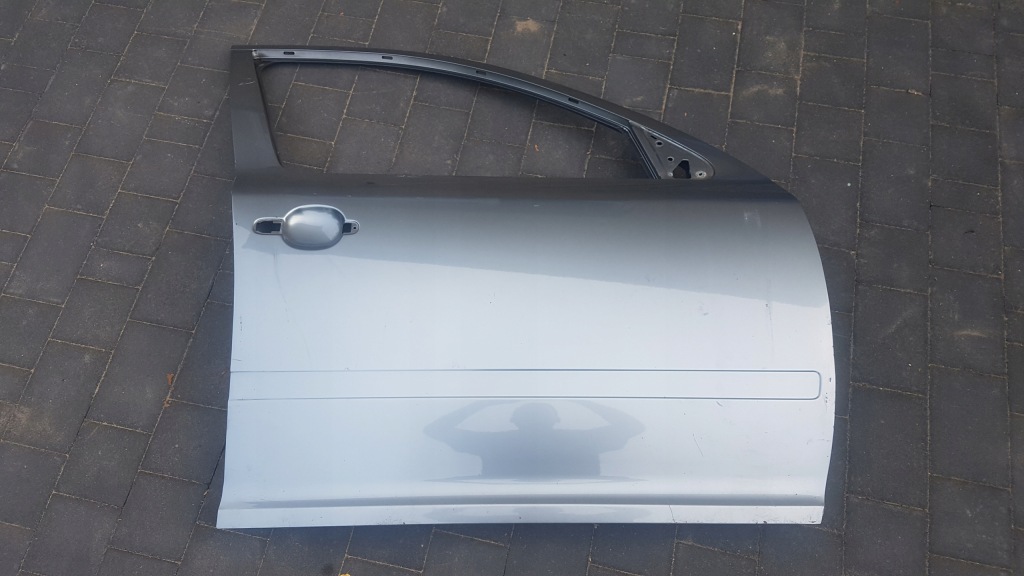 фото №1, Дверь правое передние skoda octavia ii 1z0831112