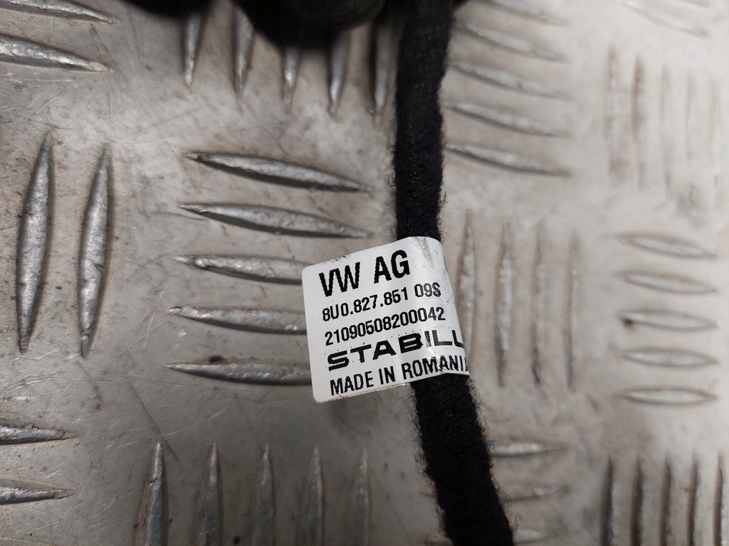 фото №6, Audi q3 8u 2011-2018 8u0827851 задняя сторона левая амортизаторы