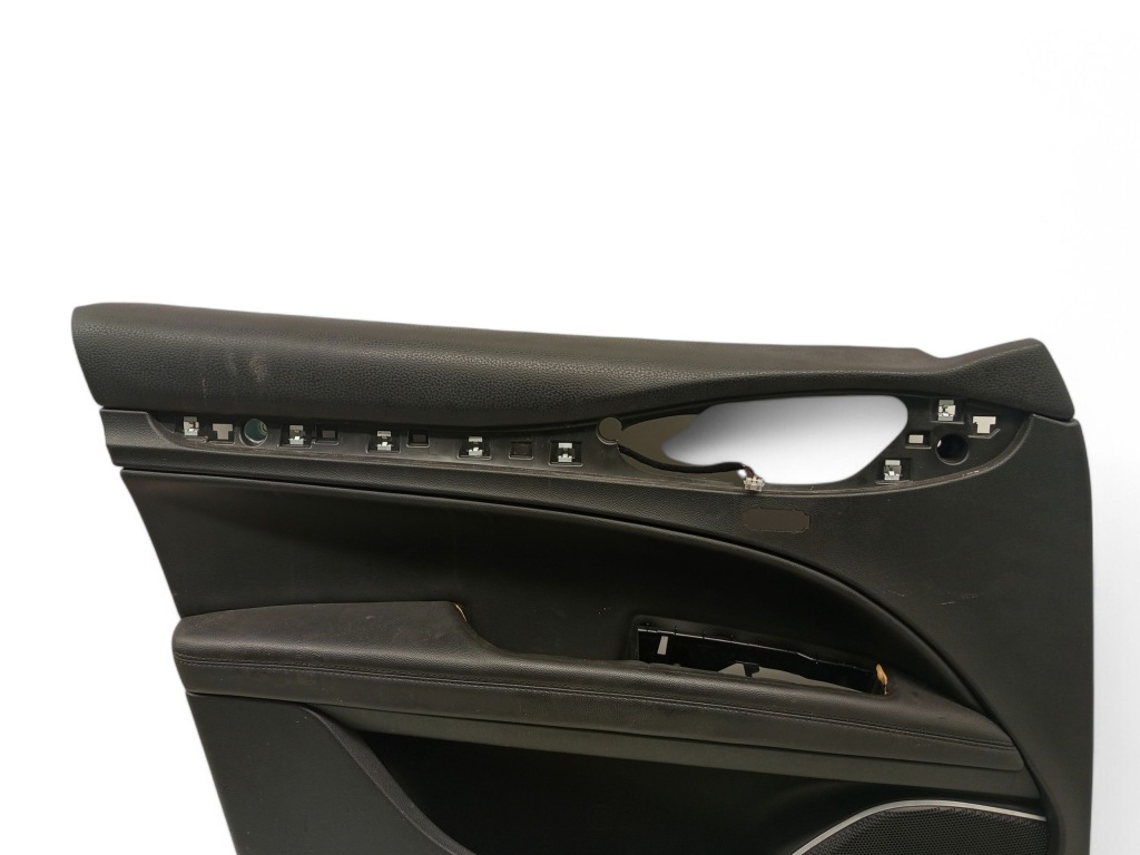 Alfa romeo stelvio 156197062 левая сторона обшивки дверь Киев