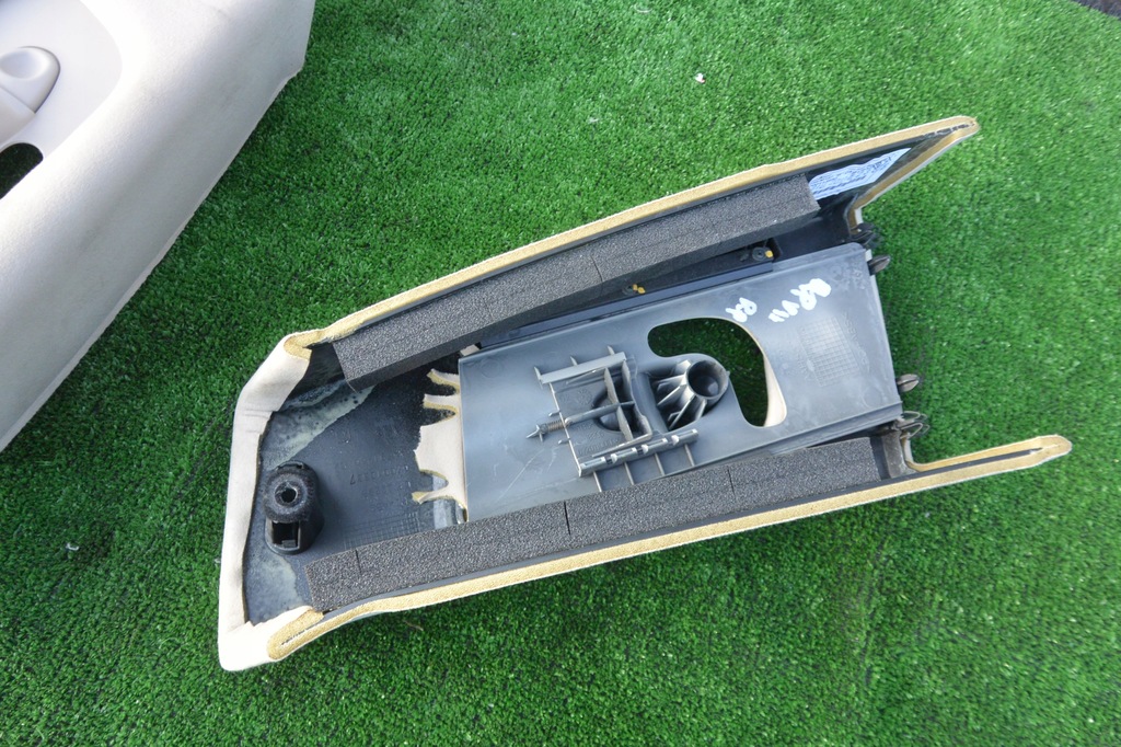 фото №7, Защита стойка середина maserati quattroporte vi