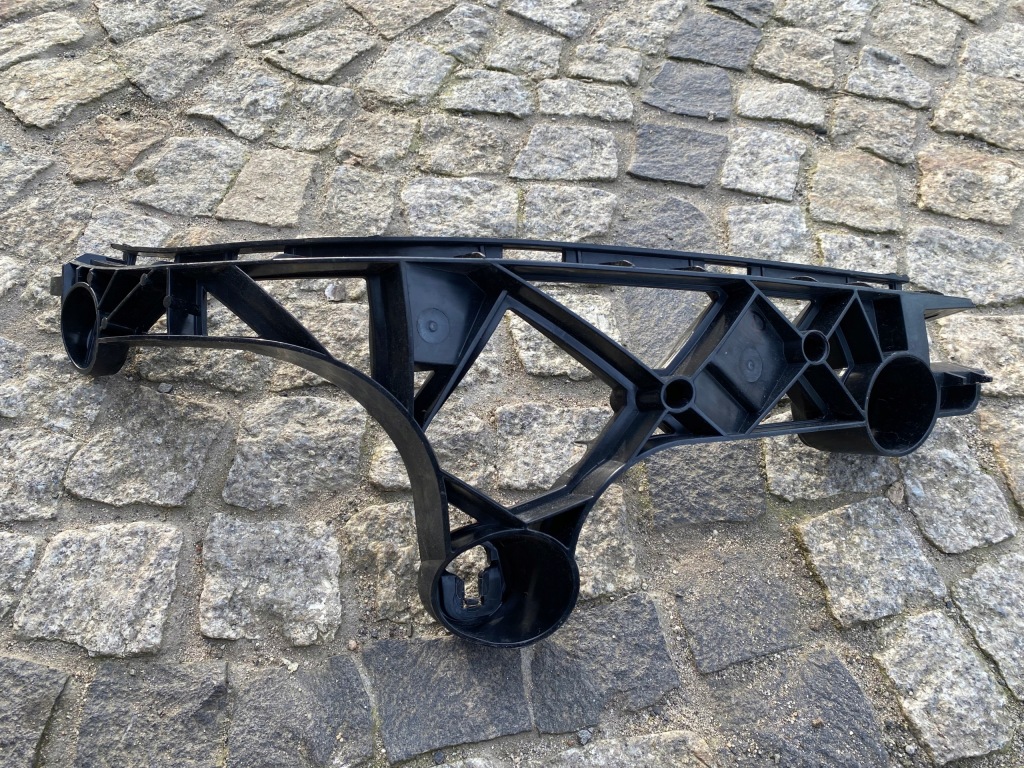 Купити Mercedes slk 172 напрямна бампера задній 1728851465 оригінал