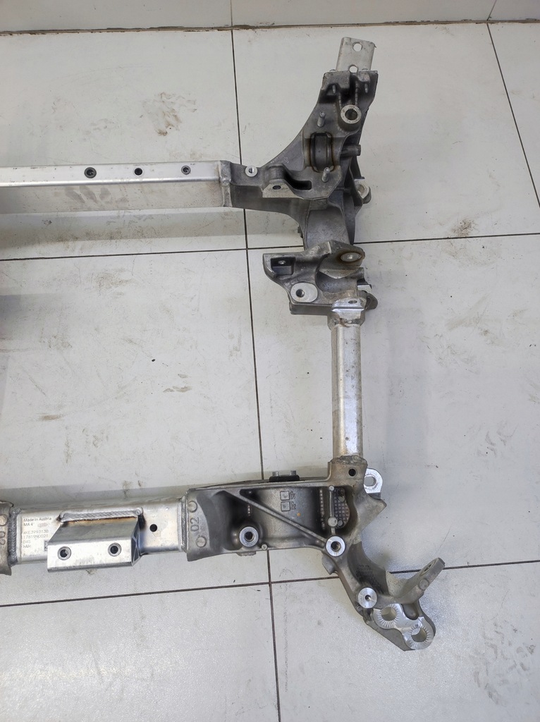 фото №9, Підрамник підрамник перед #1 audi q8 e-tron etron