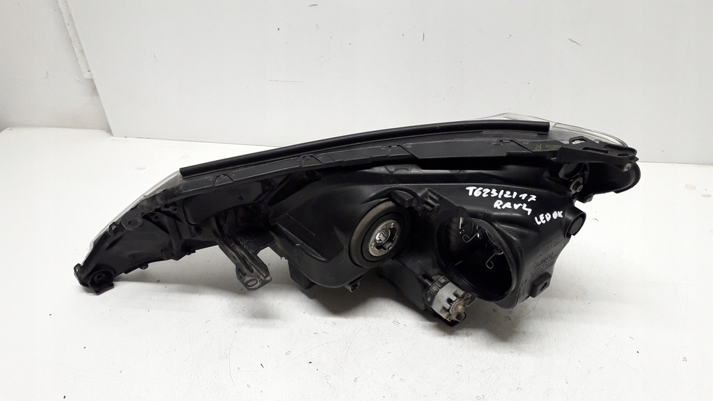 фото №14, Toyota rav4 4 iv 13-15 лампа правая перед w0836