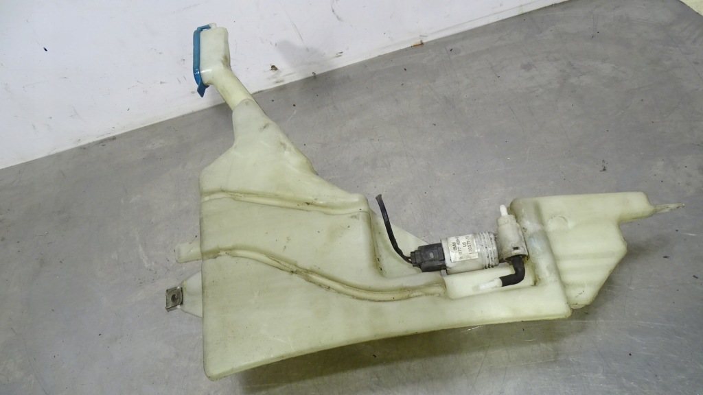 Купить Бачок омывателя правый mini cooper r50 1.6