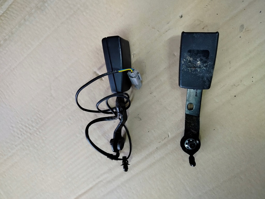 фото №1, Fiat doblo ii combo d клипса поперечина правый перед 735484543