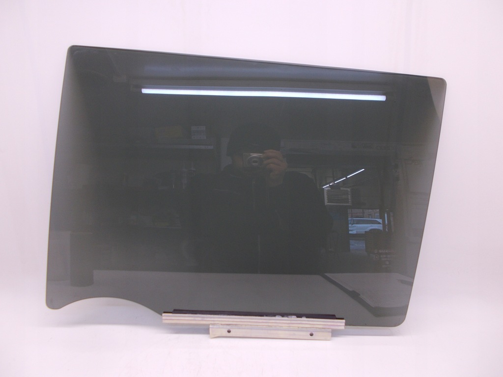 фото №1, Suzuki swift mk8 17- скло двері лівий задня