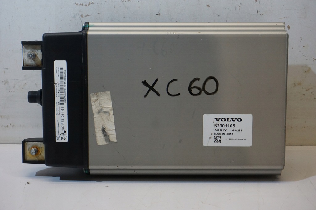 фото №1, Volvo xc60 ii акумулятор акумулятор 32301105