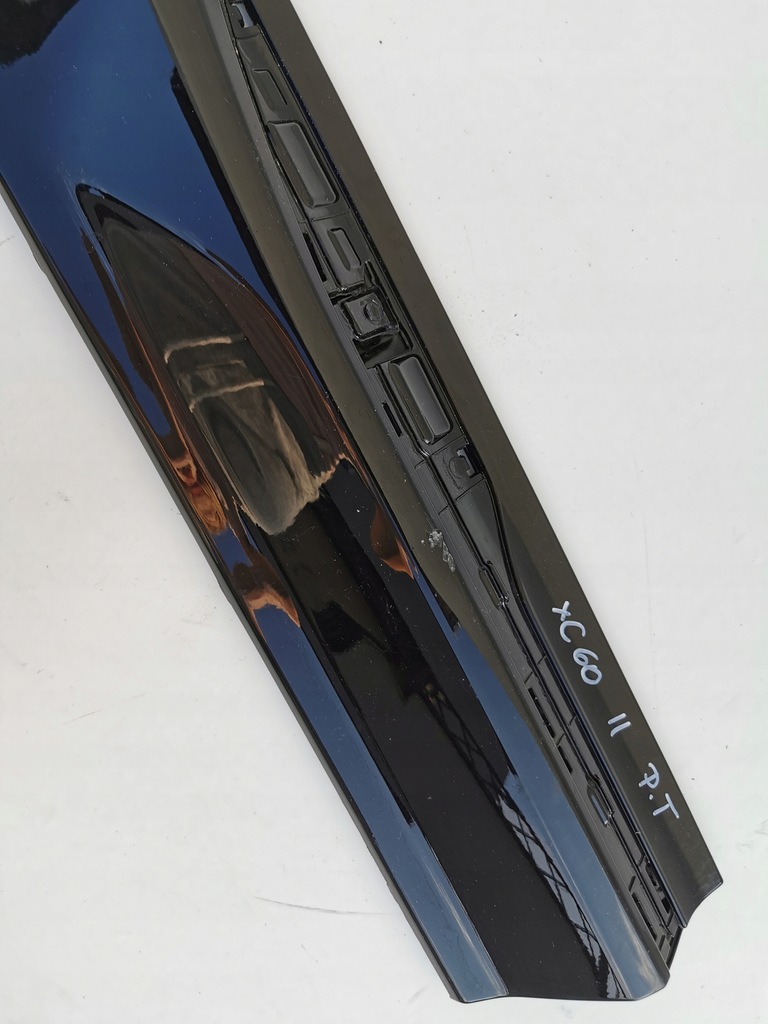 фото №7, Молдинг дверь правый задняя volvo xc60 ii